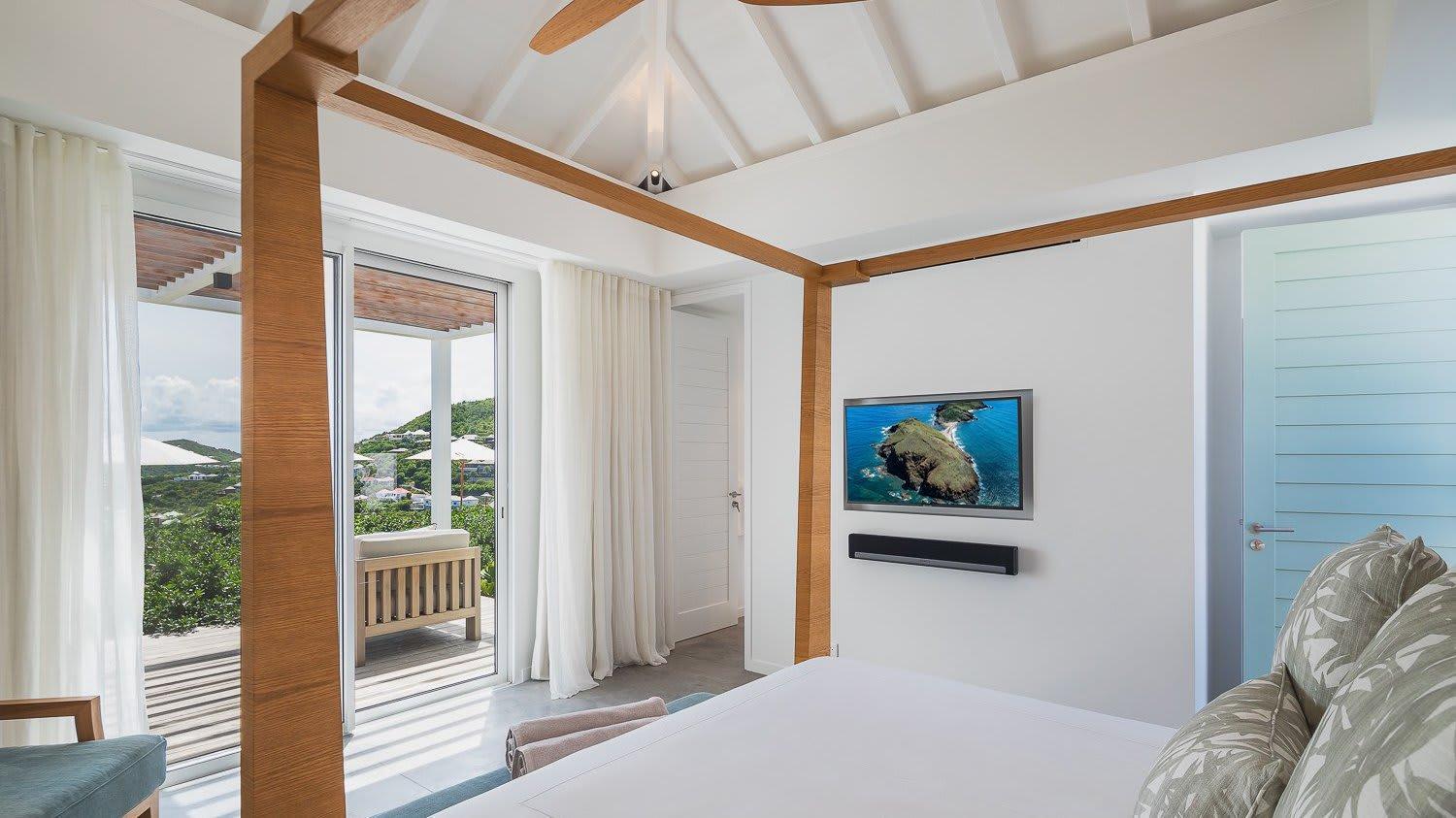 Ideally Located Prestigious Villa Toiny Екстериор снимка